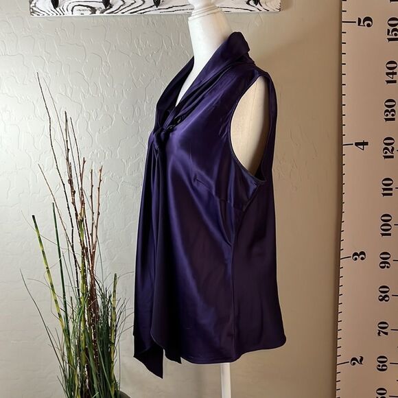 𝅺spense dark purple silky blouse with attached scarf. Sleeveless. Size large. - Picture 2 of 9